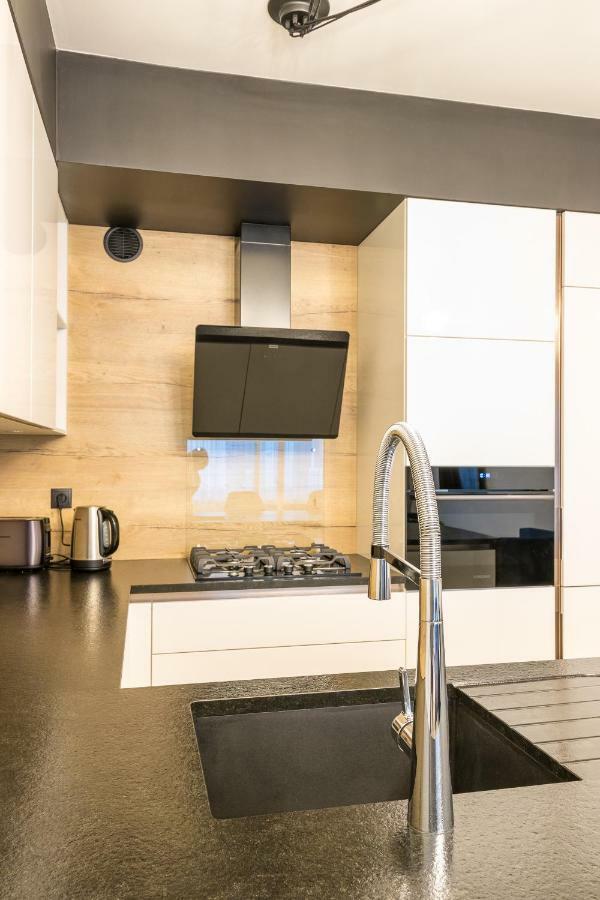 Apartment Fabulous In Heart Of *